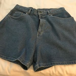 Bill Blass Jean shorts